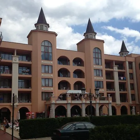Aparthotel Palazzo Sluneční pobřeží